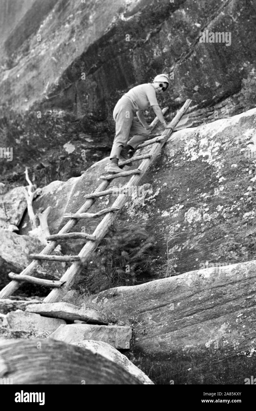 Felsenbesteigung, Utah, 1960er. Climbing the rocks, Utah, 1960s. Stock Photo