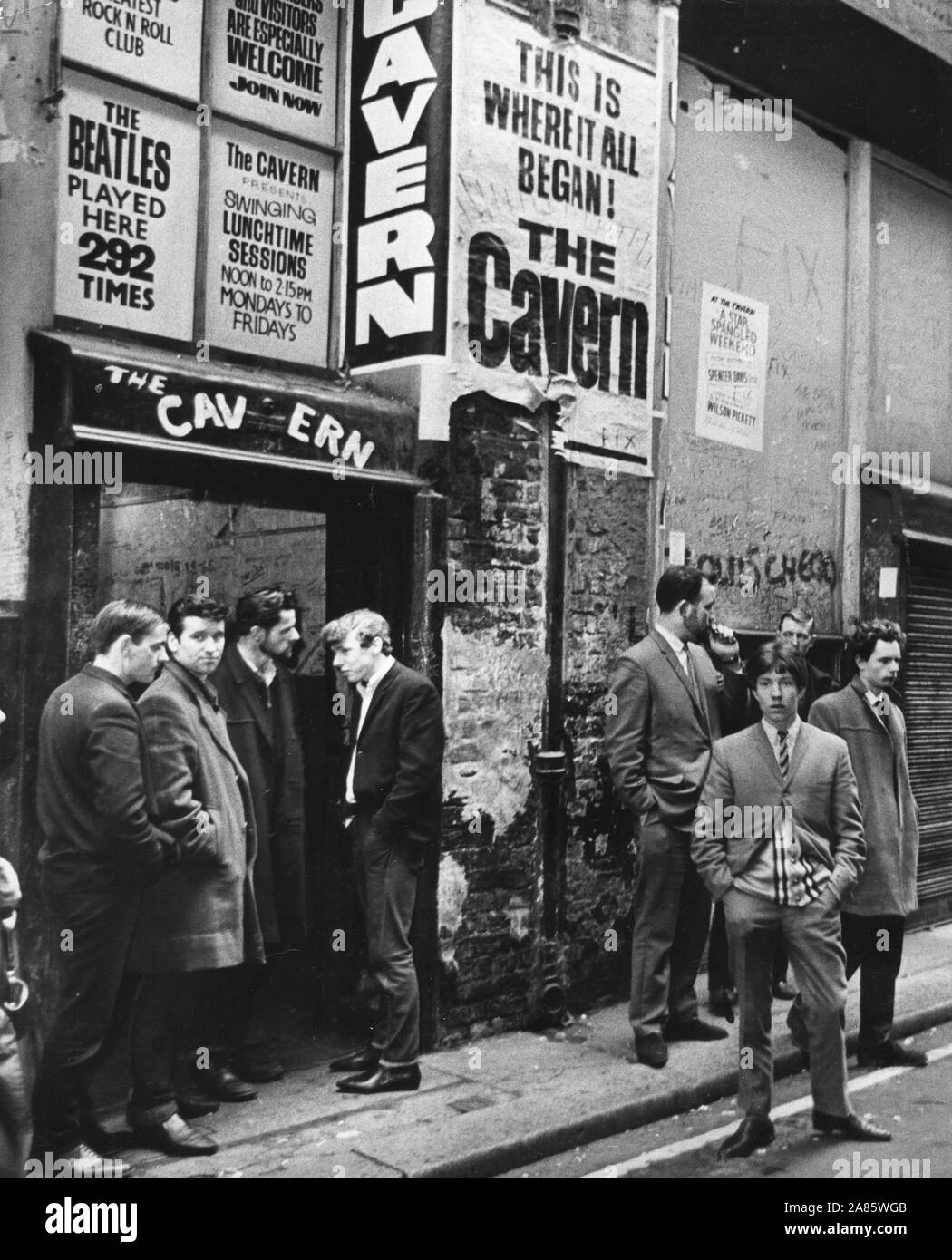 1960's - Liverpool, England, United Kingdom. - Male fans and music lovers stand outside The Cavern Club Liverpool c.1960's.  (Credit Image: © Keystone Press Agency/Keystone USA via ZUMAPRESS.com) Stock Photo