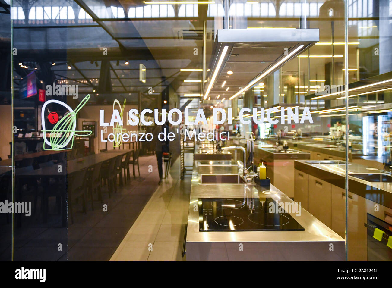 The cooking stations of the prestigious Lorenzo de' Medici Cooking School at Central Market in the San Lorenzo area of Florence, Tuscany, Italy Stock Photo