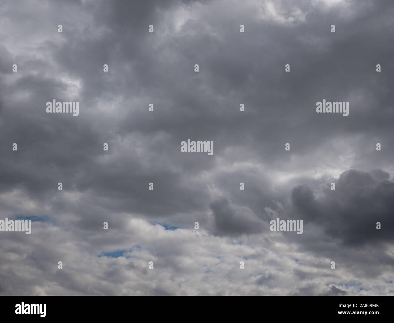 Gray and dark storm clouds before the storm Stock Photo - Alamy