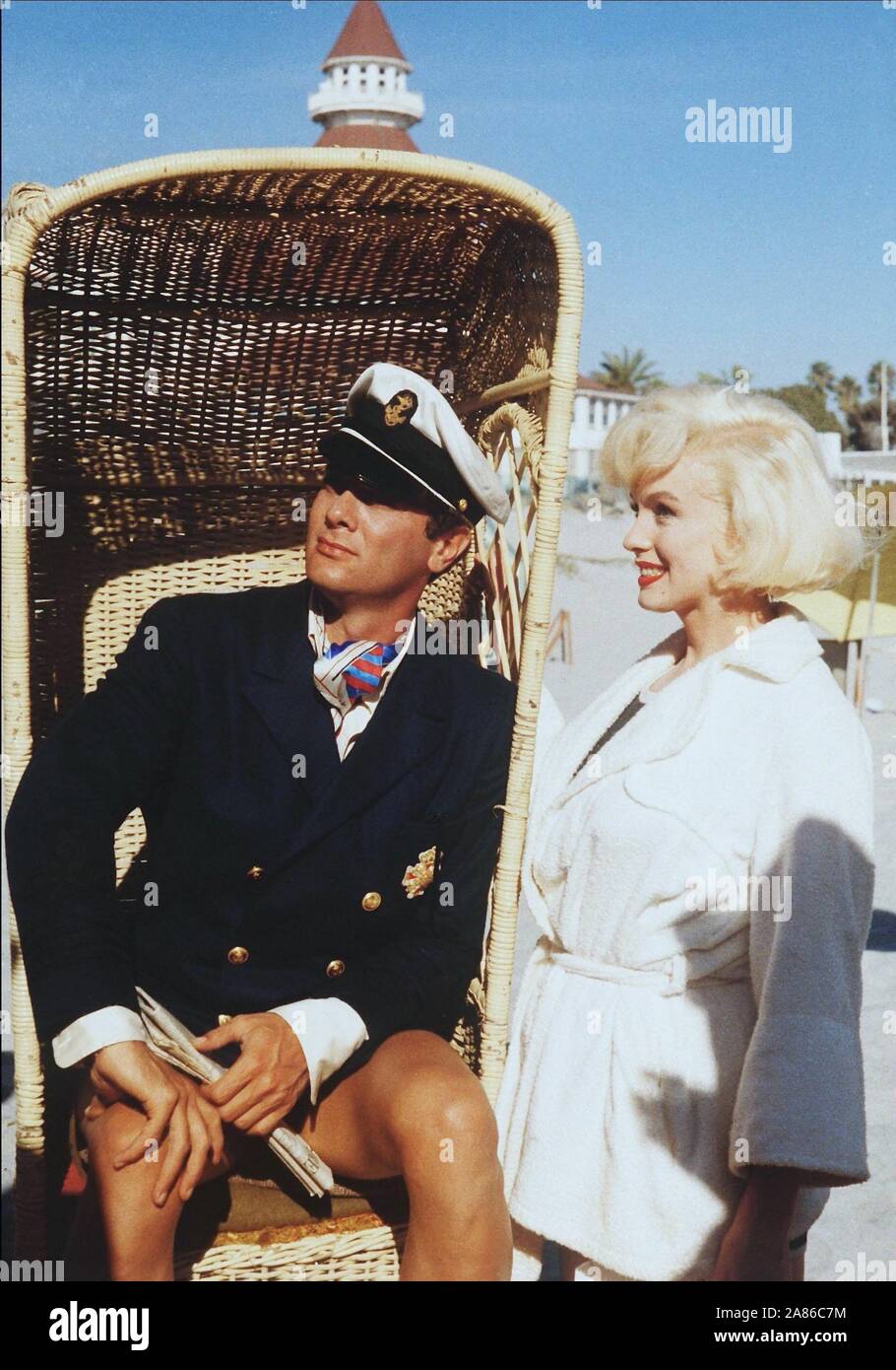 CURTIS,MONROE, SOME LIKE IT HOT, 1959 Stock Photo