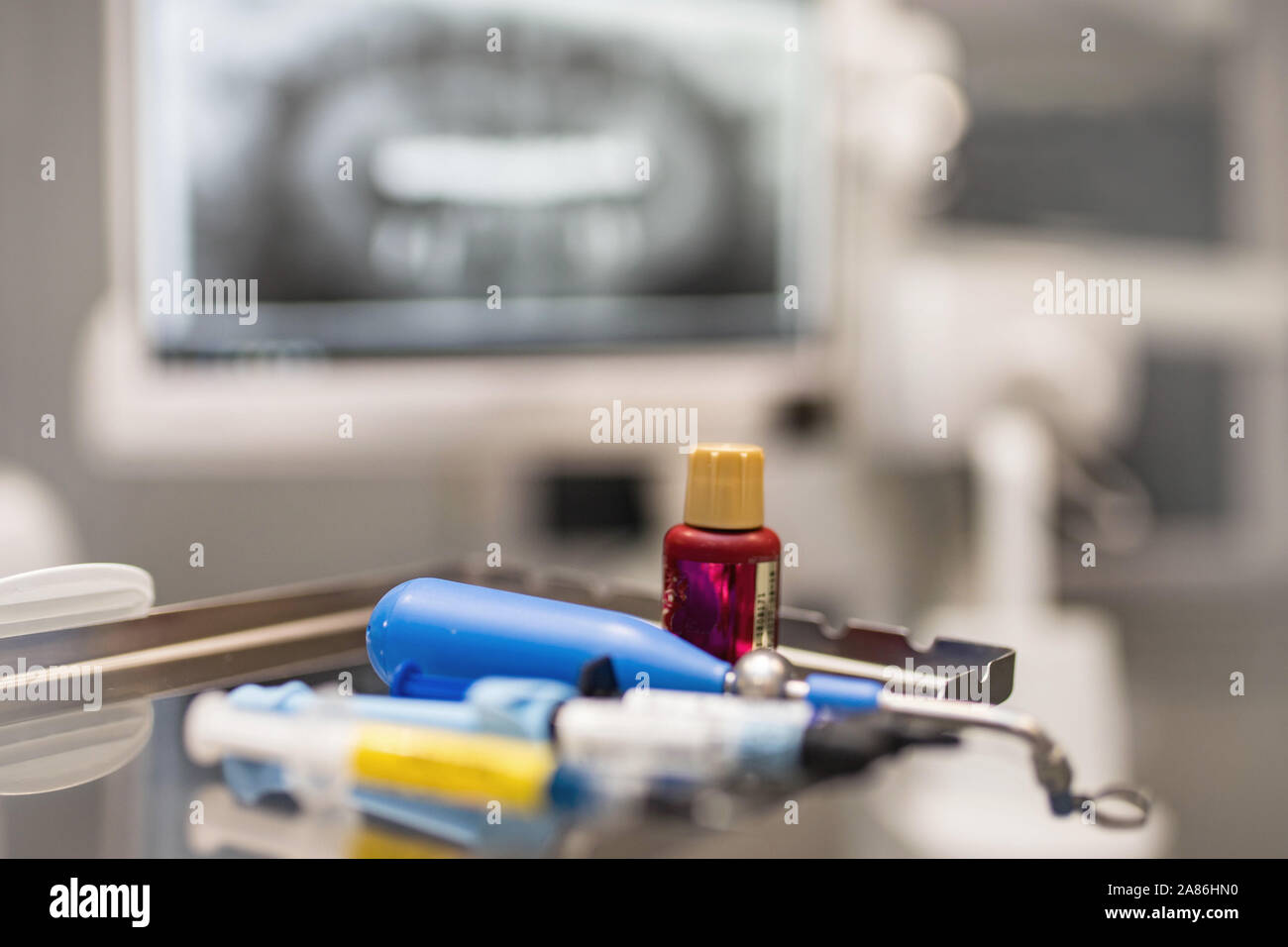 Dental resin filling materials syringe, etching enamel gel, adhesive