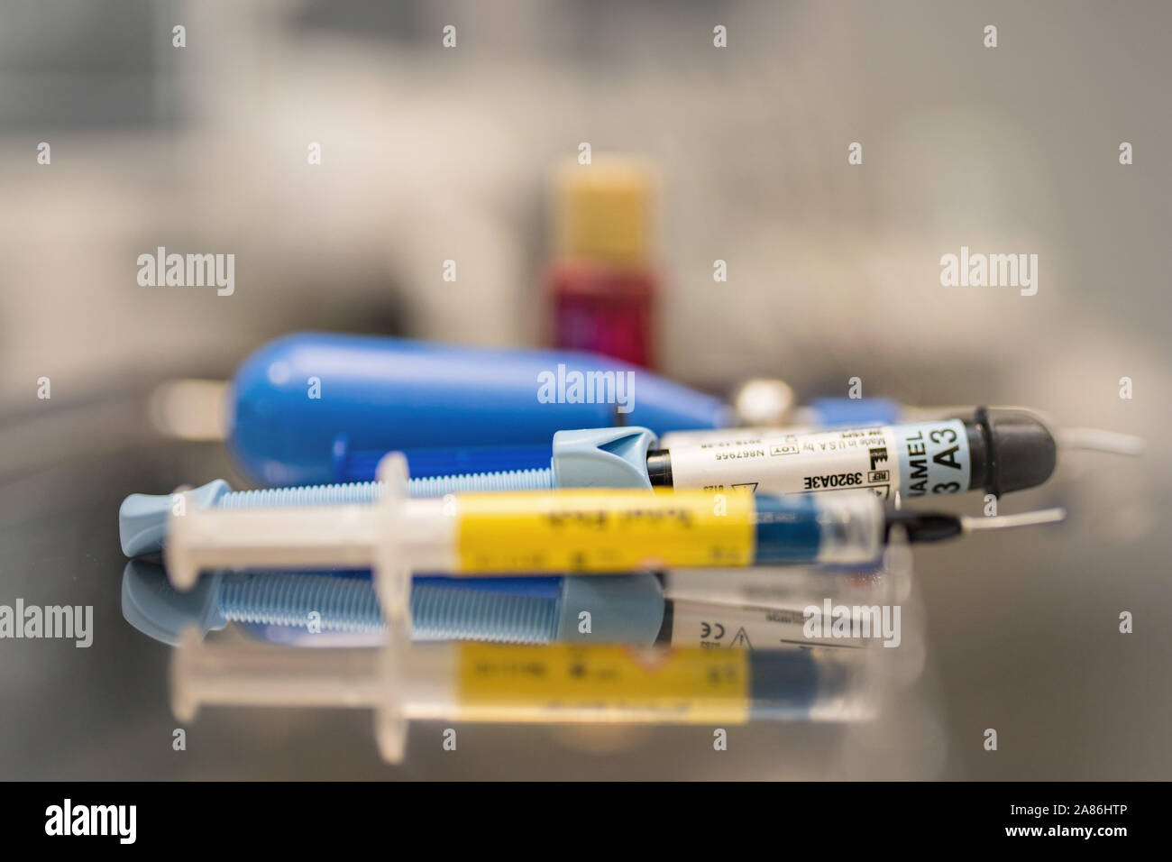 Dental resin filling materials syringe, etching enamel gel, adhesive