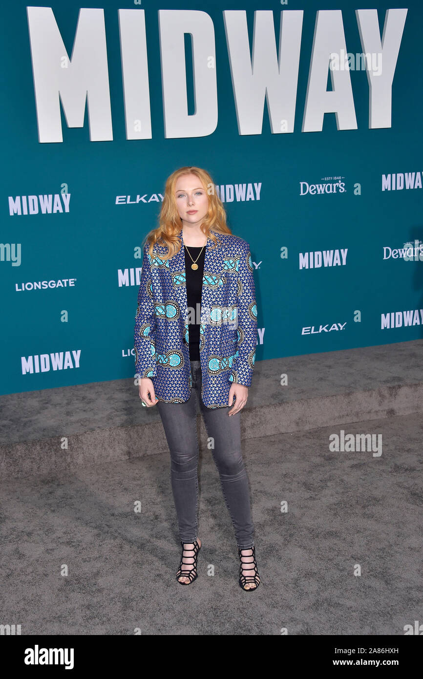 Los Angeles, USA. 05th Nov, 2019. Molly C. Quinn attending the 'Midway' premiere at Regency Village Theatre on November 05, 2019 in Los Angeles, California Credit: Geisler-Fotopress GmbH/Alamy Live News Stock Photo