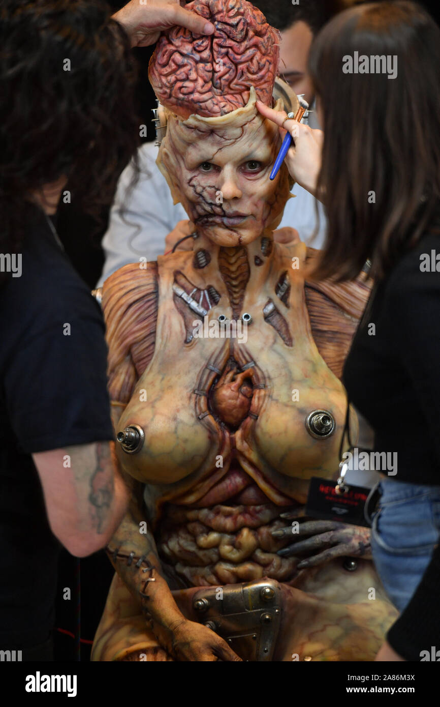 Heidi Klum is fitted for her Halloween costume in front of an Amazon store  on October 31, 2019 in New York City Stock Photo - Alamy