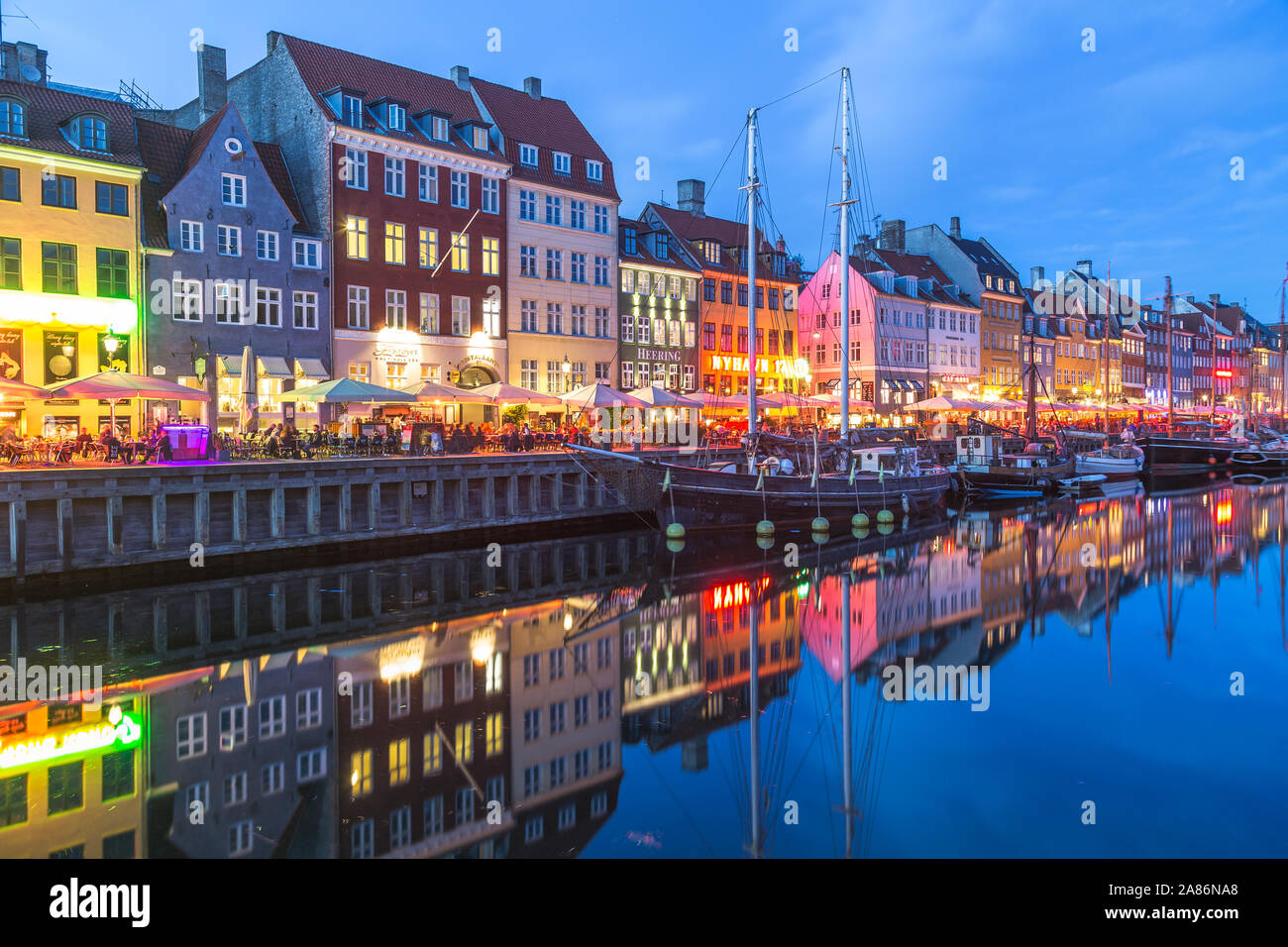 Швеция столица хельсинки. Достопримечательности danemark. Havfruen. Достопримечательность нюхавн. Варнемюнде копенгаген.