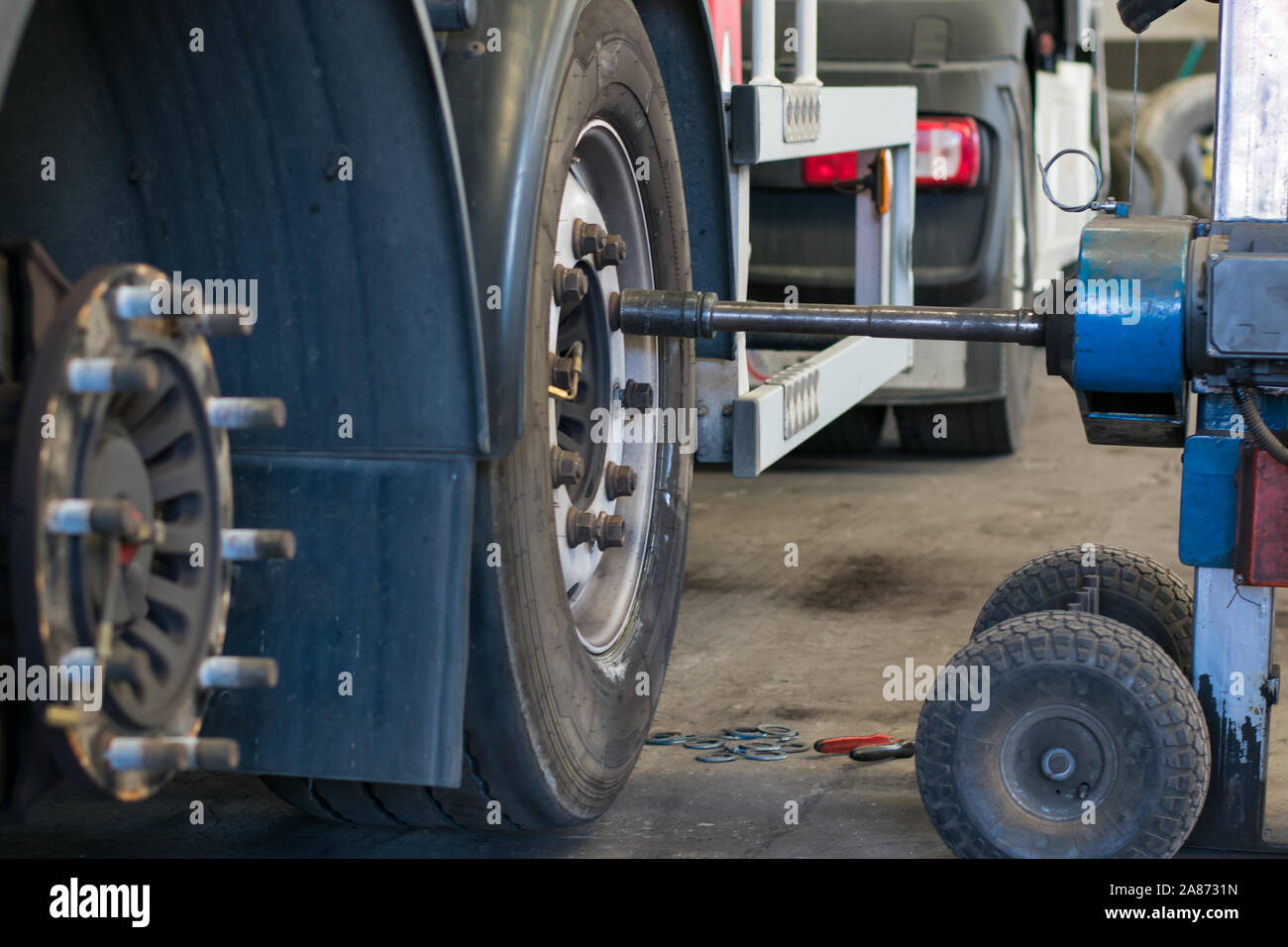 Wheel repair shop Stock Photo Alamy