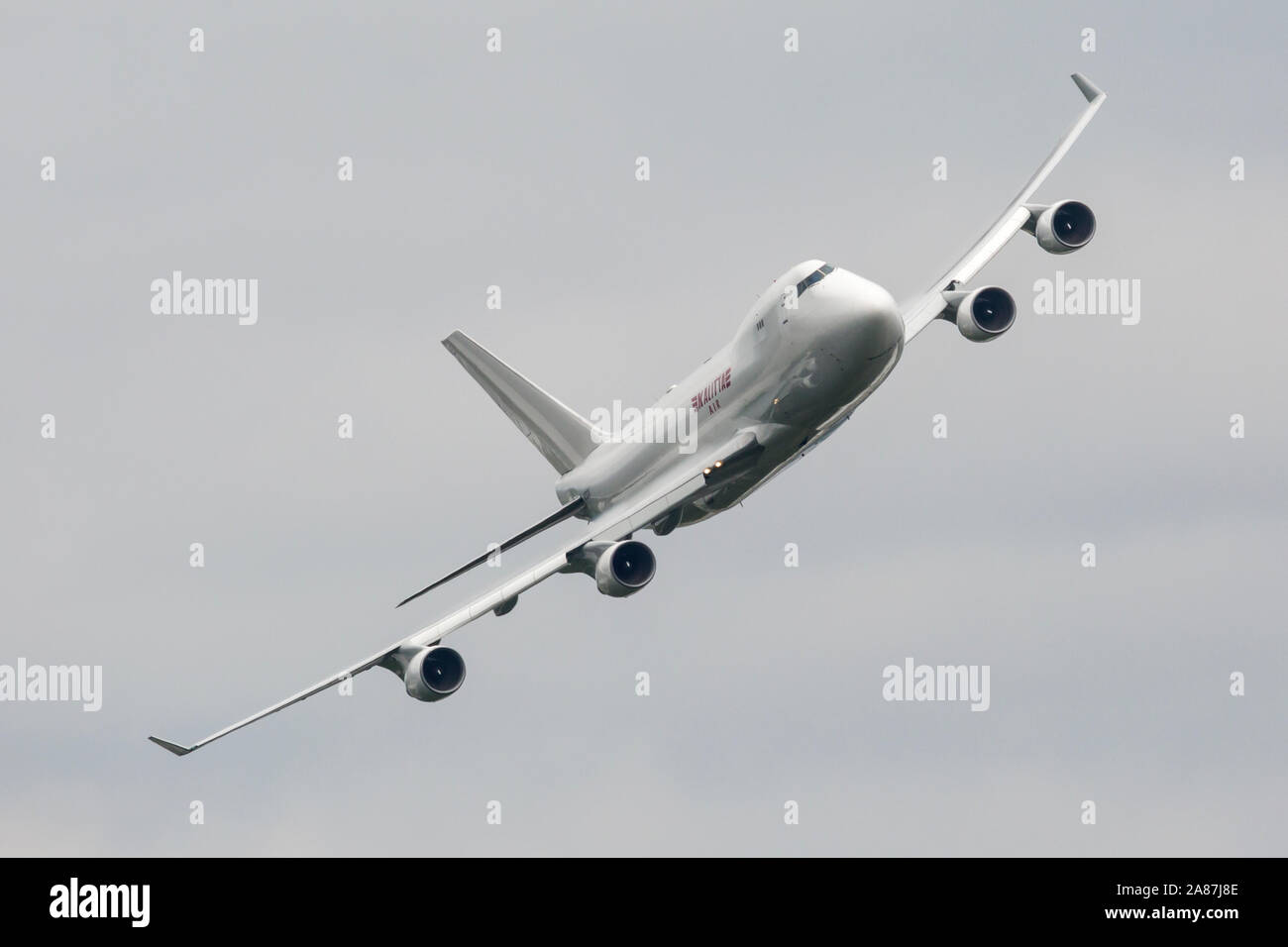 YPSILANTI, MICHIGAN / USA - August 25, 2018: A Boeing 747 owned by Kalitta Air performs a flyby at the 2018 Thunder Over Michigan Airshow. Stock Photo