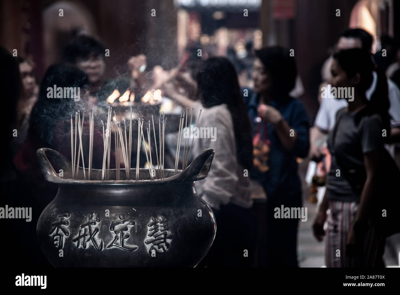 Bangkok buddhist incense burner hi-res stock photography and images - Alamy