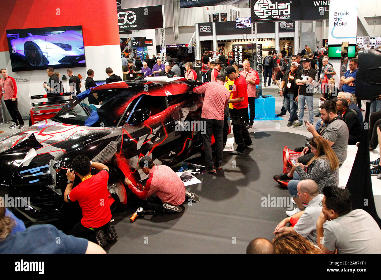 Las Vegas, United States. 06th Nov, 2019. Exhibitors perform a live vehicle  wrap demonstration during the 2019 SEMA Show, at the Las Vegas Convention  center in Las Vegas, Nevada, on Wednesday, November