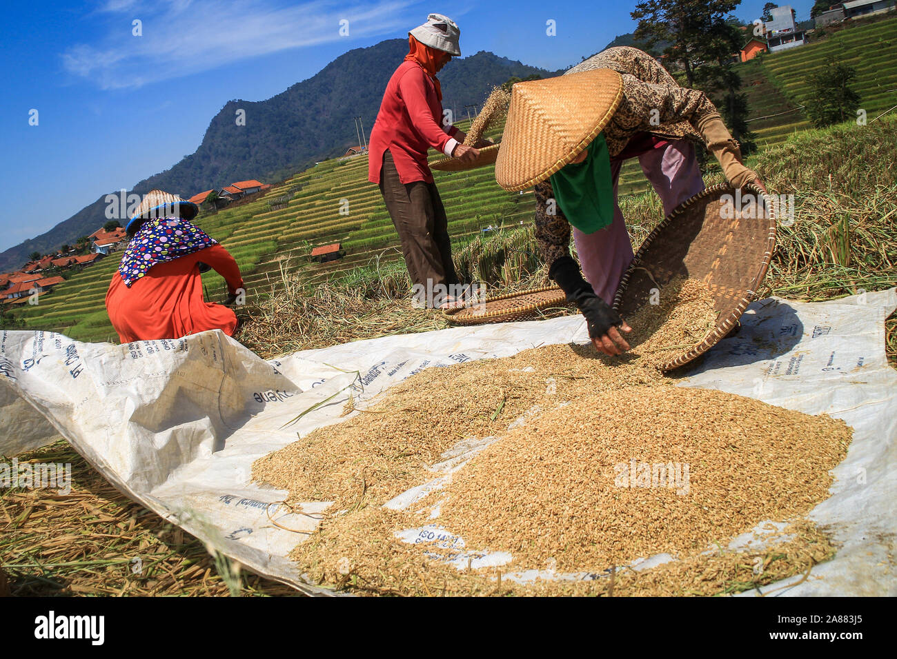 Village sort hi-res stock photography and images - Alamy