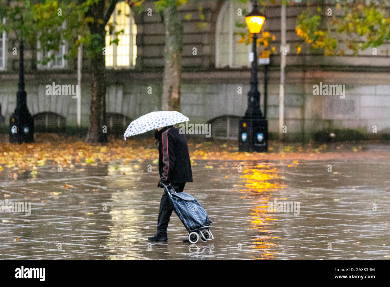 Preston, Lancashire. UK Weather. 7th Nov, 2019. Heavy rain at the start