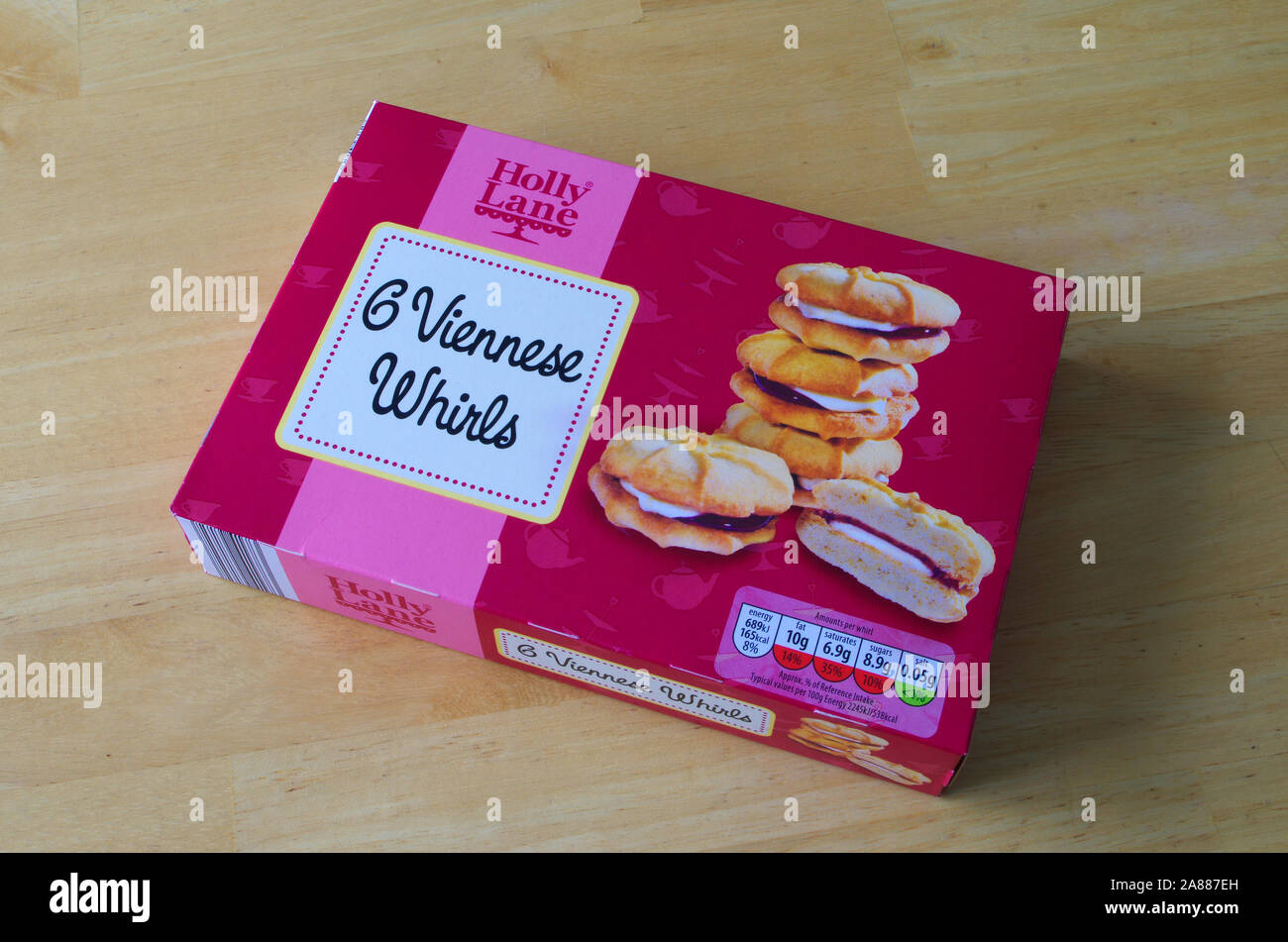 Supermarket Cakes High Resolution Stock Photography And Images Alamy