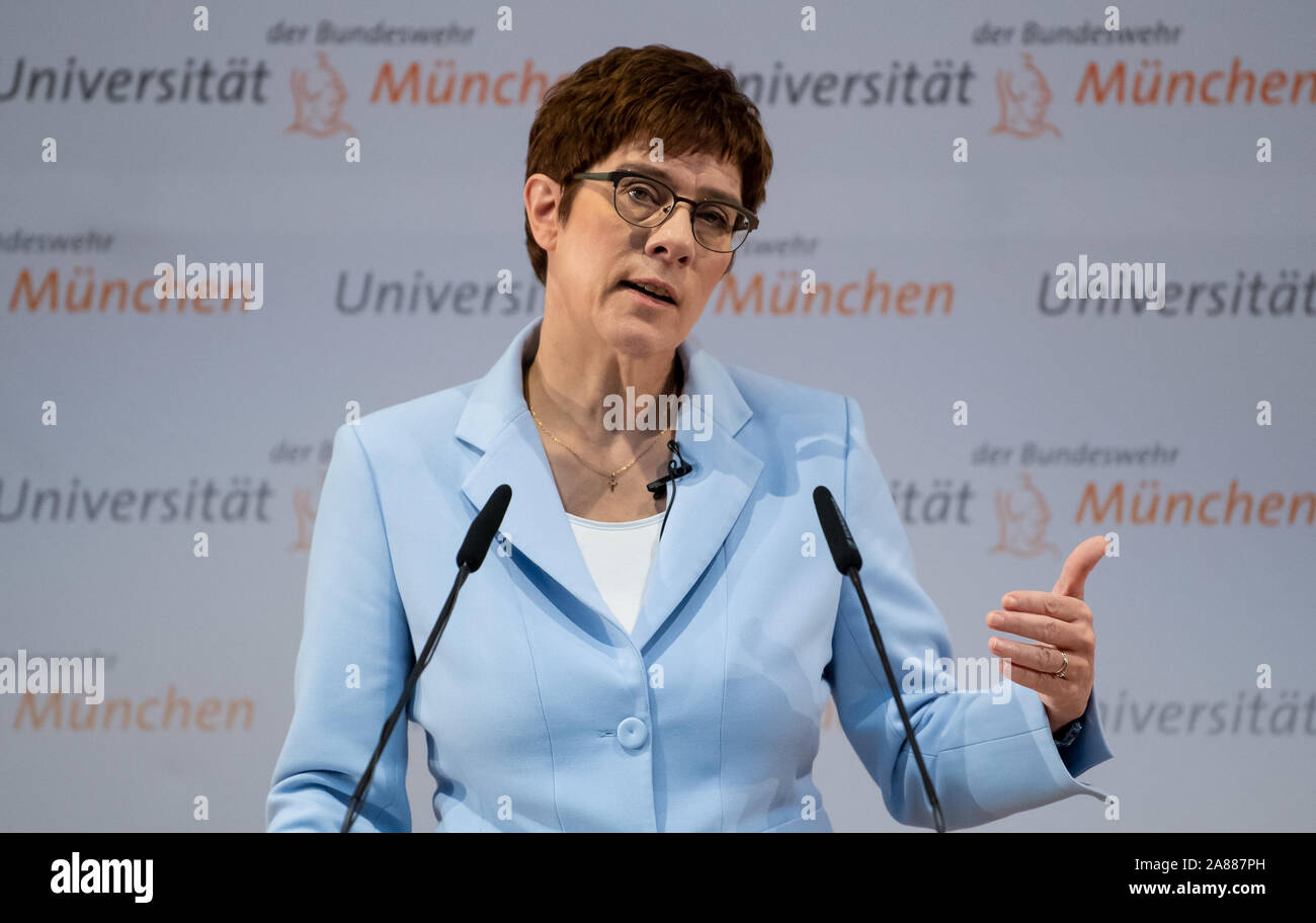 Munich, Germany. 07th Nov, 2019. Annegret Kramp-Karrenbauer (CDU), Federal Minister of Defense, addresses students at the University of the Bundeswehr. Kramp-Karrenbauer plans to establish a National Security Council in Germany. Credit: Sven Hoppe/dpa/Alamy Live News Stock Photo