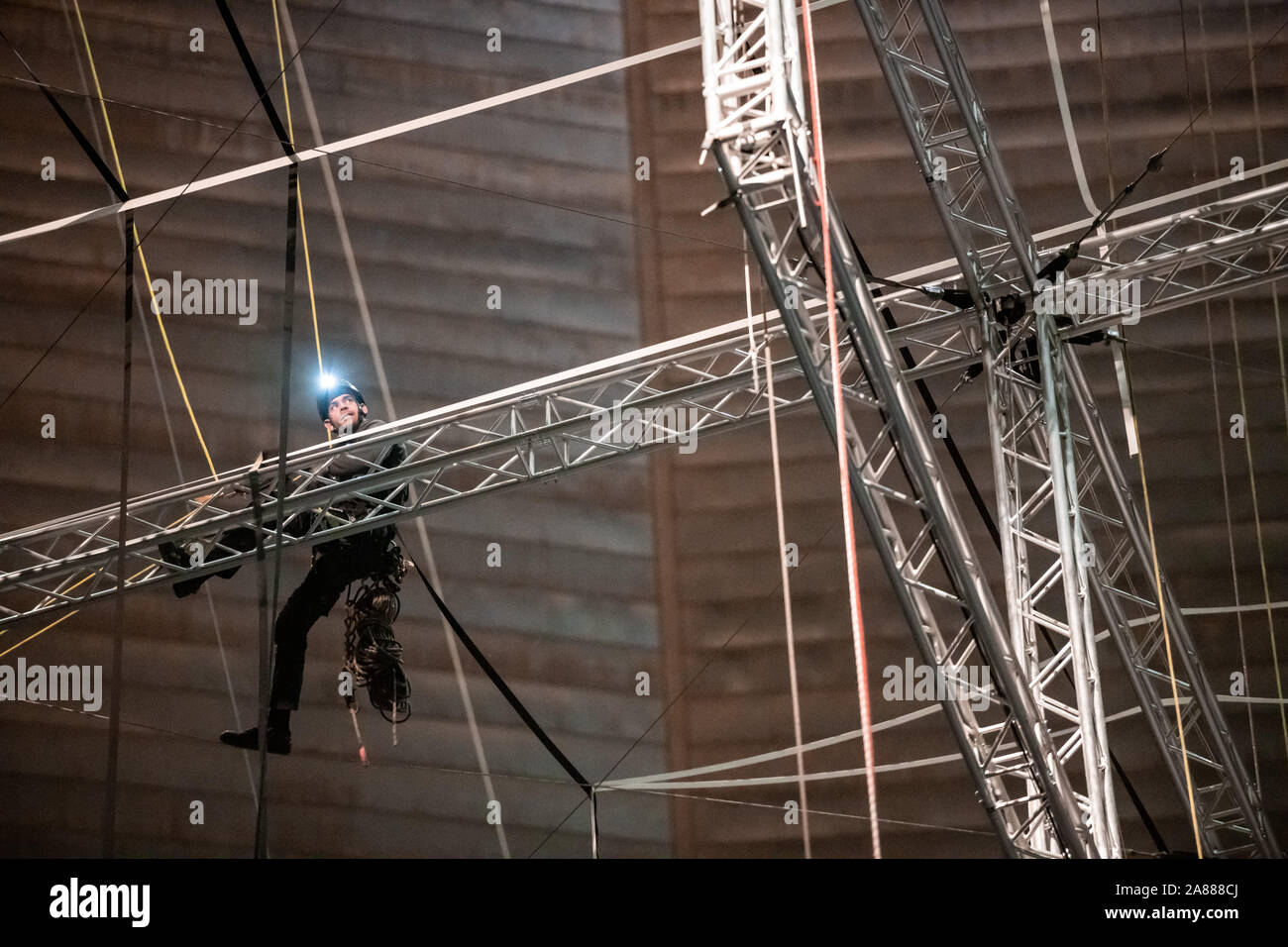 Oberhausen Germany 07th Nov 2019 A Worker Climbs Inside The Gasometer On The Scaffolding Of The