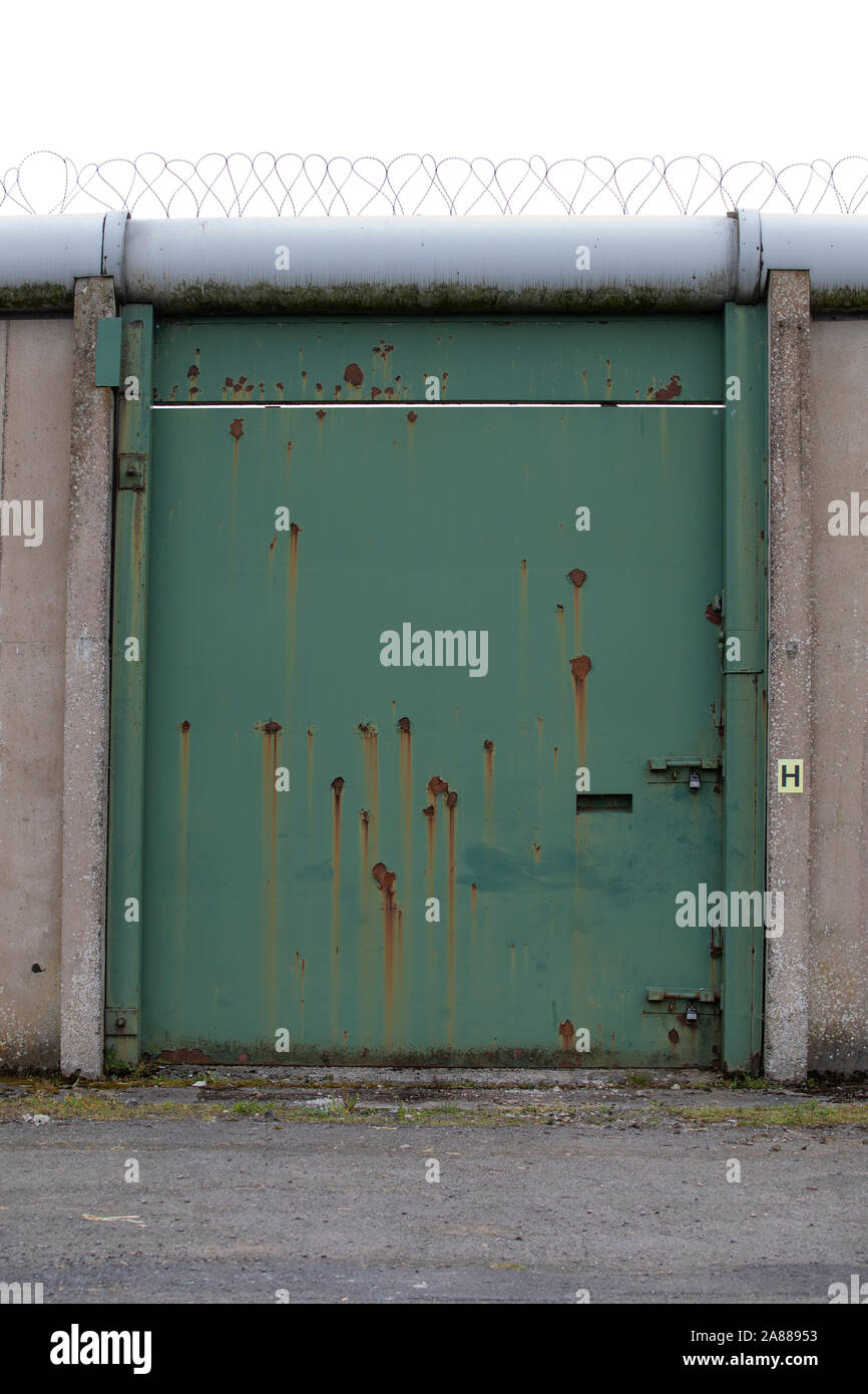 External walls of one of the H blocks in the former maze prison long kesh  prison site, Northern Ireland Stock Photo - Alamy