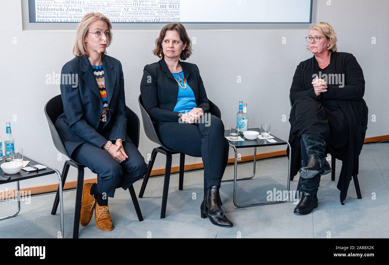 Hamburg, Germany. 07th Nov, 2019. Julia Jäkel CEO of Gruner Jahr, Juliane (SPD), State Secretary at the Ministry for Family Affairs, Citizens, Women and Youth, and Marion Horn,