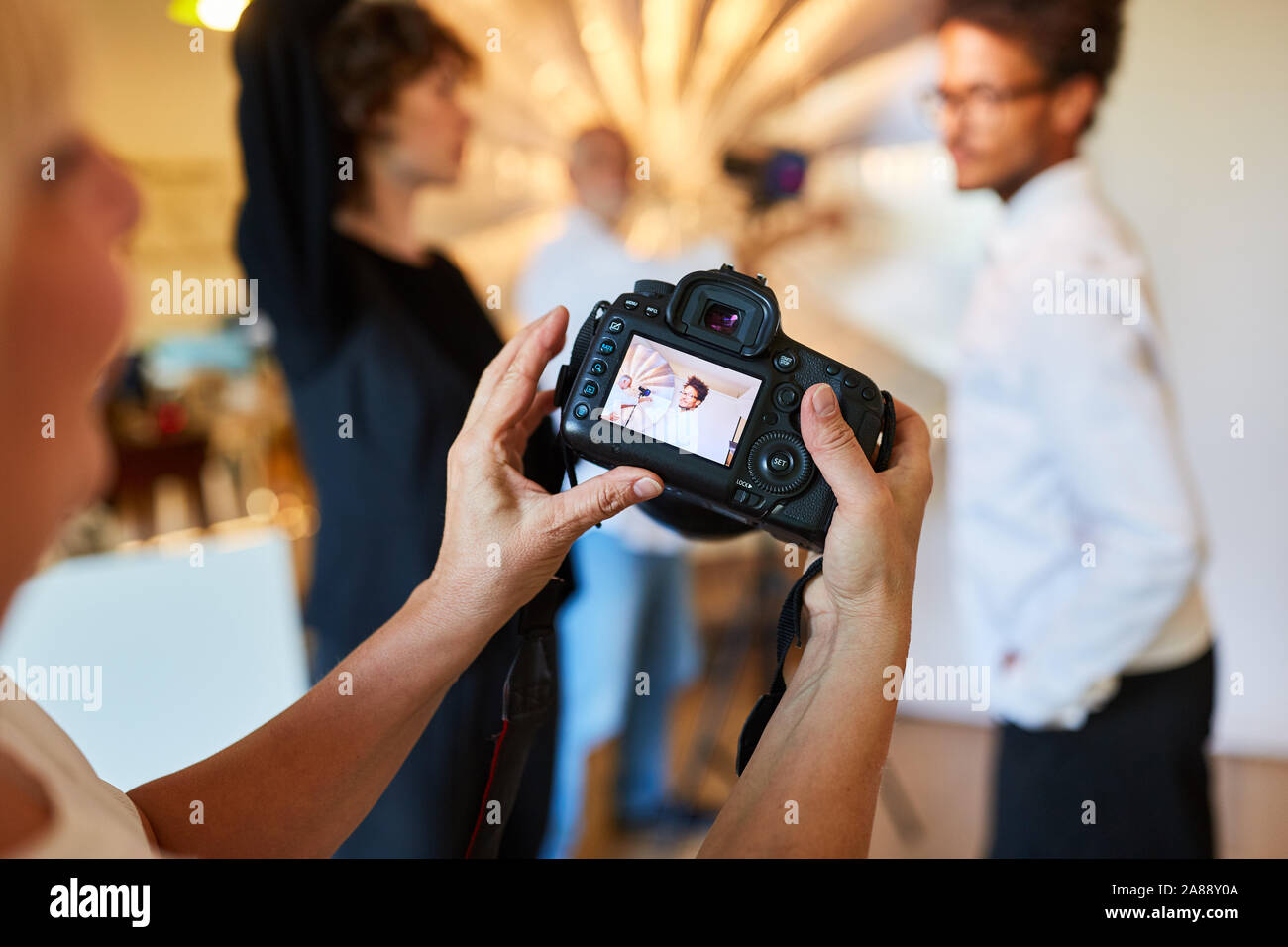 Portrait photo display hi-res stock photography and images - Alamy