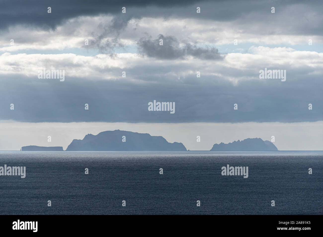 Stormy sea sailing dramatic hi-res stock photography and images - Alamy