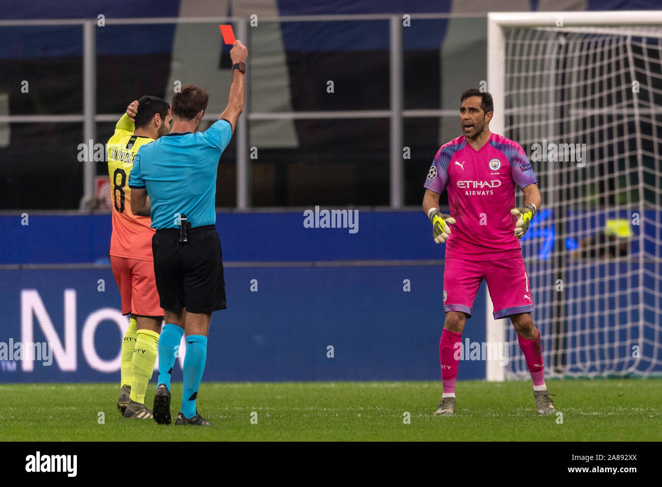 Aleksei Kulbakov (Referee) Show the Red Card at Claudio (Manchester City) the Uefa "Champions League " Group Stage third match between Atalanta 1-1 Manchester City Giuseppe Meazza Stadium on