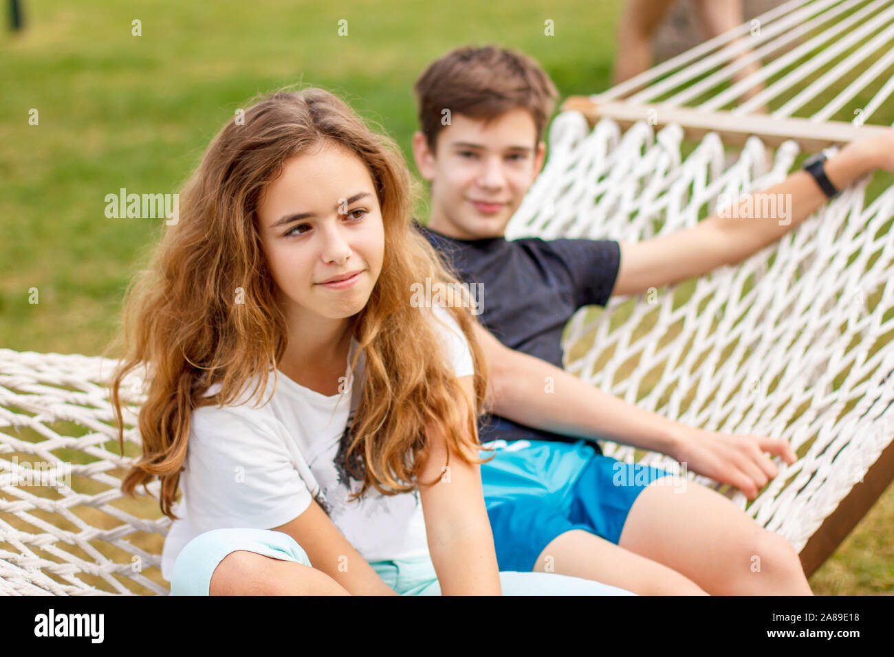 Beautiful teens hi-res stock photography and images - Alamy