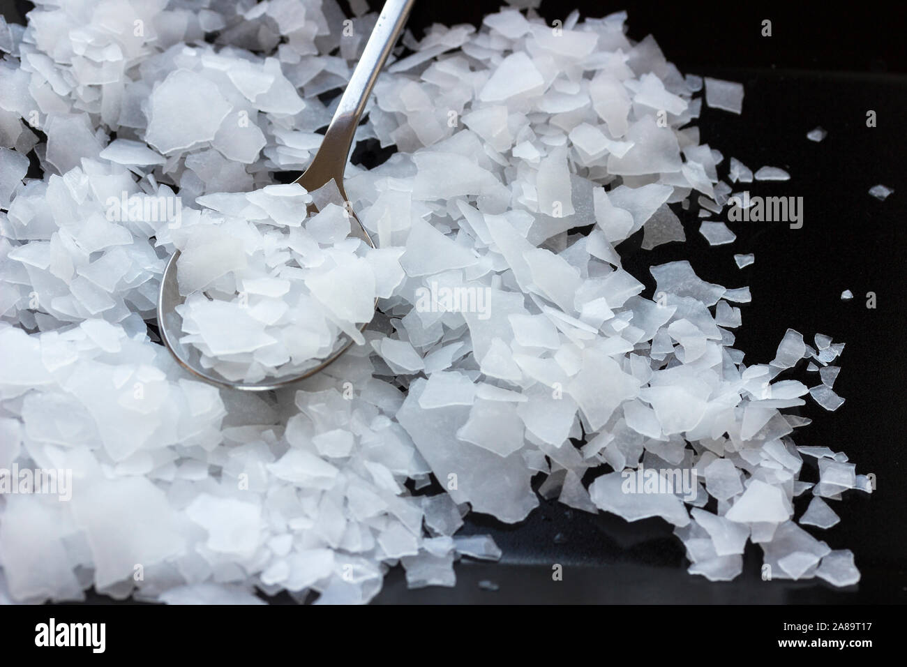 Magnesium Chloride, Nigari Flakes close up Stock Photo Alamy