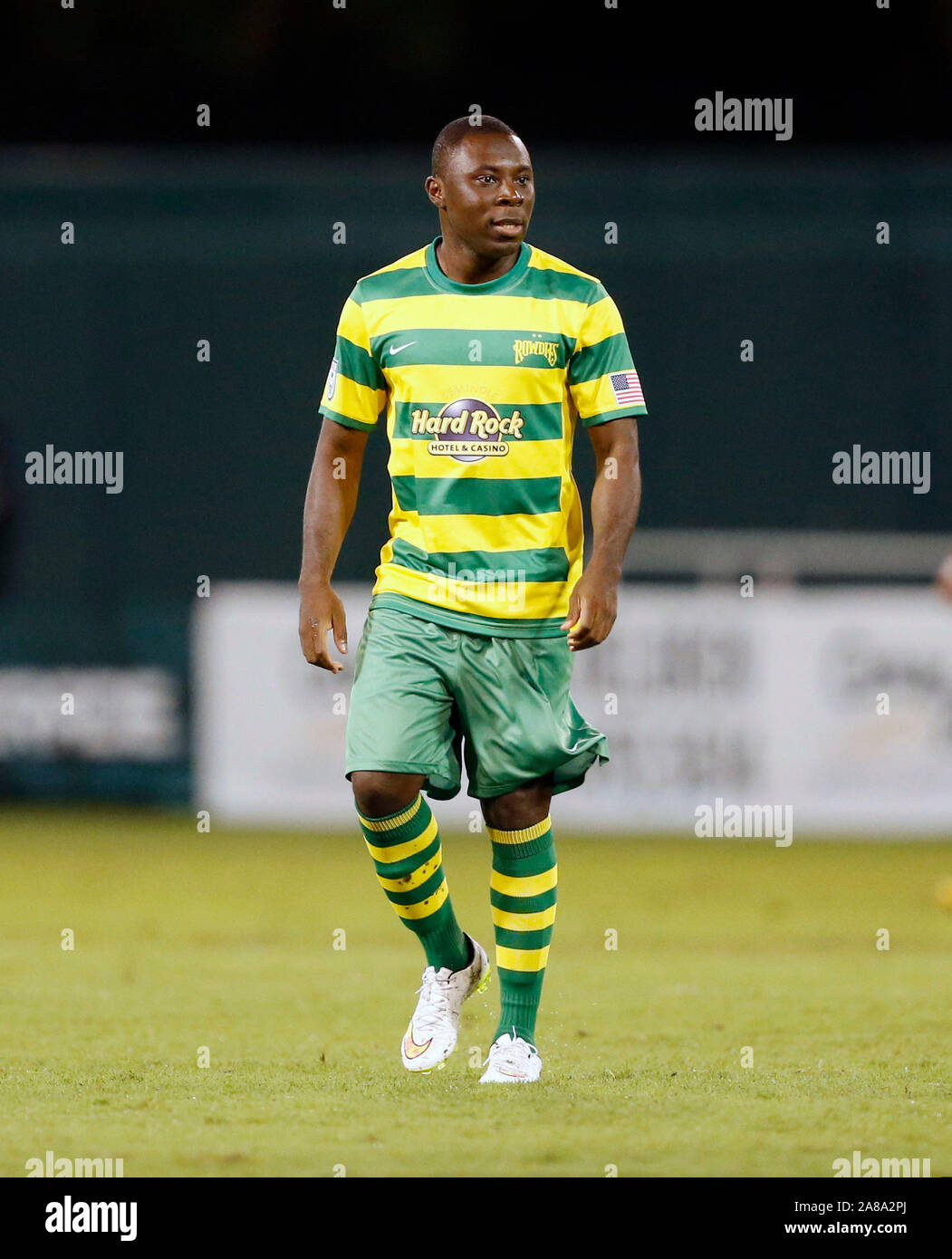 soccer-sock-Tampa-Bay-rowdies