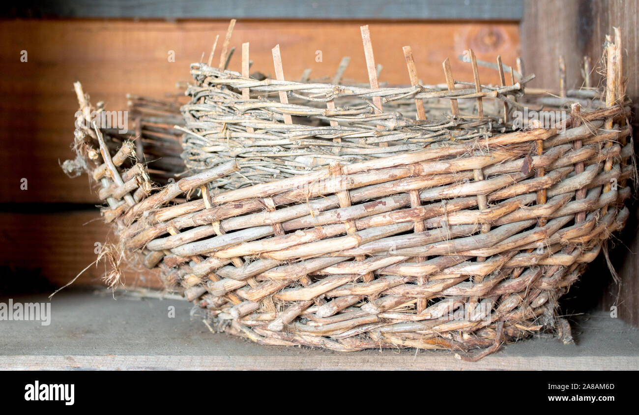 Broken basket hires stock photography and images Alamy
