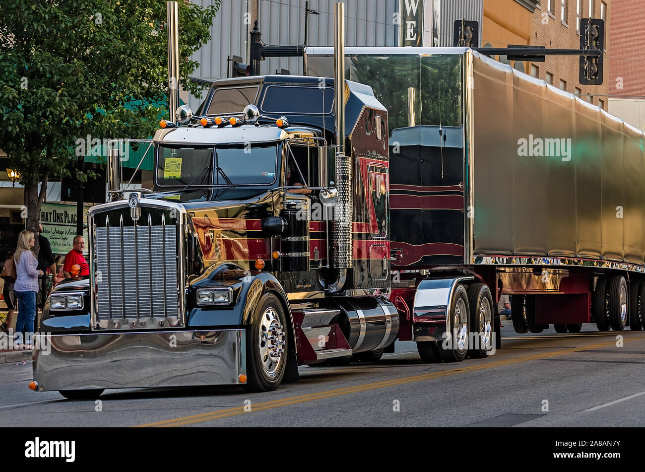 A 15 Kenworth W900l And Mac Trailer Travels Down Main Street During The 34th Annual Shell Rotella Superrigs Parade June 10 16 In Joplin Stock Photo Alamy