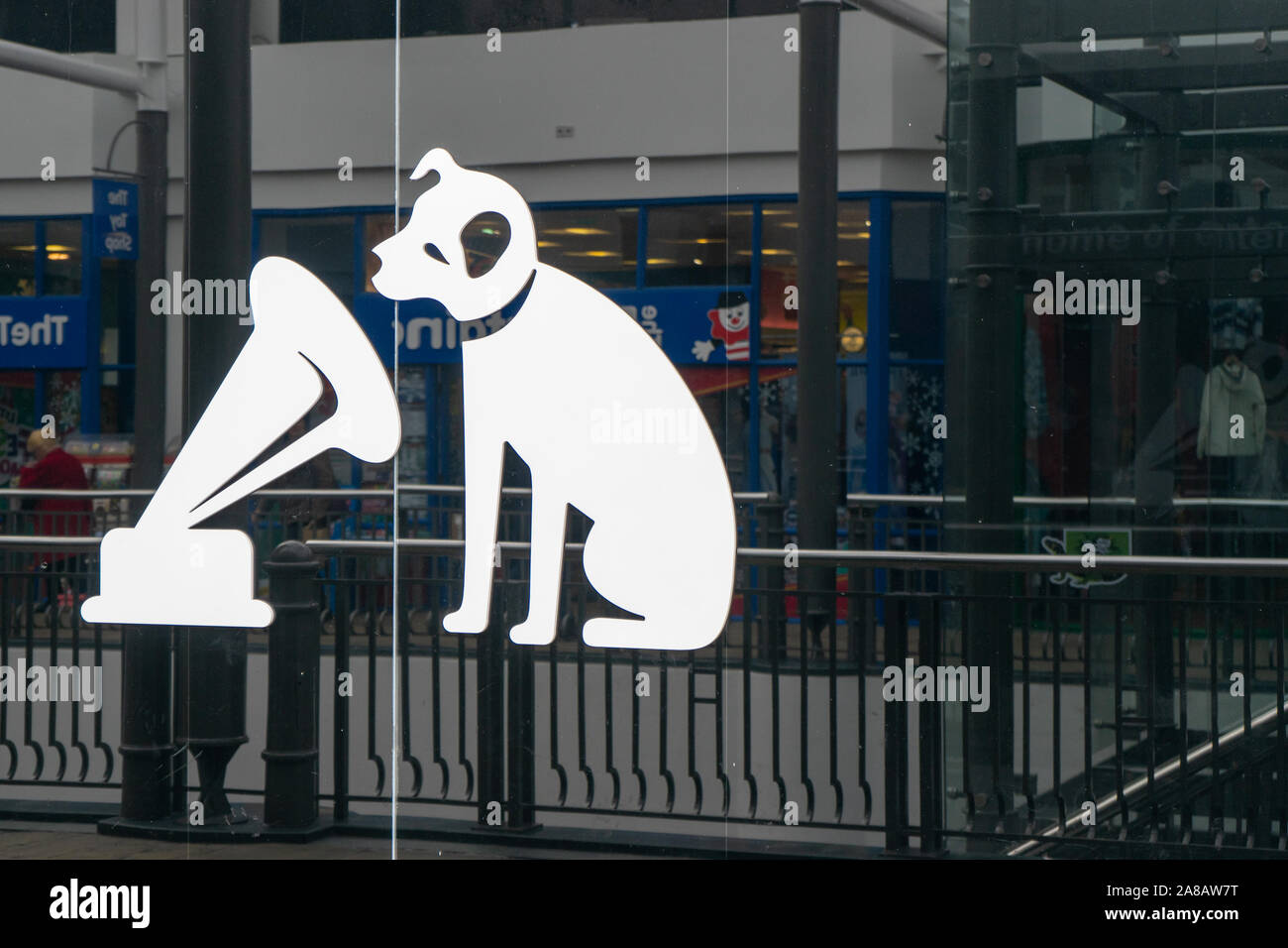 Hmv logo hires stock photography and images Alamy