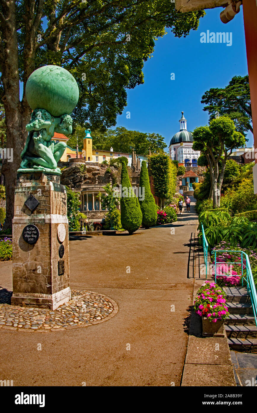 Sculpture by Jonah Jones at Portmeirion village, Wales. UK Stock Photo
