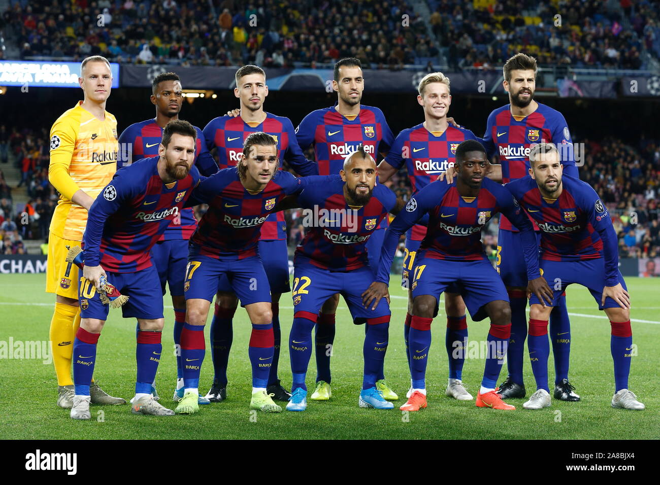 Barcelona, Spain. 5th Nov, 2019. SK Slavia Praha team group line