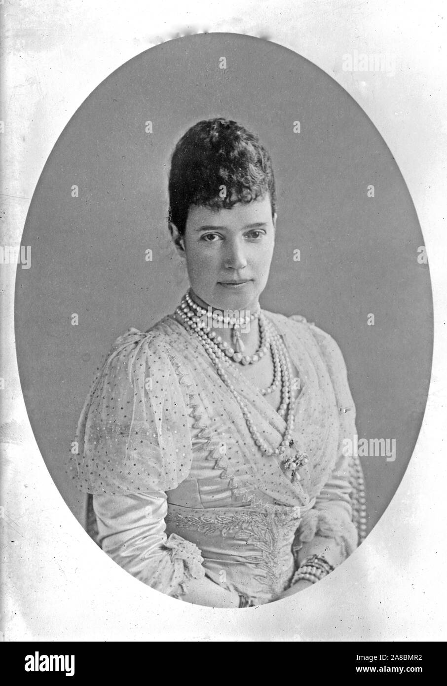 Dowager Empress of Russia, cameo portrait 11 7 1924 Stock Photo Alamy