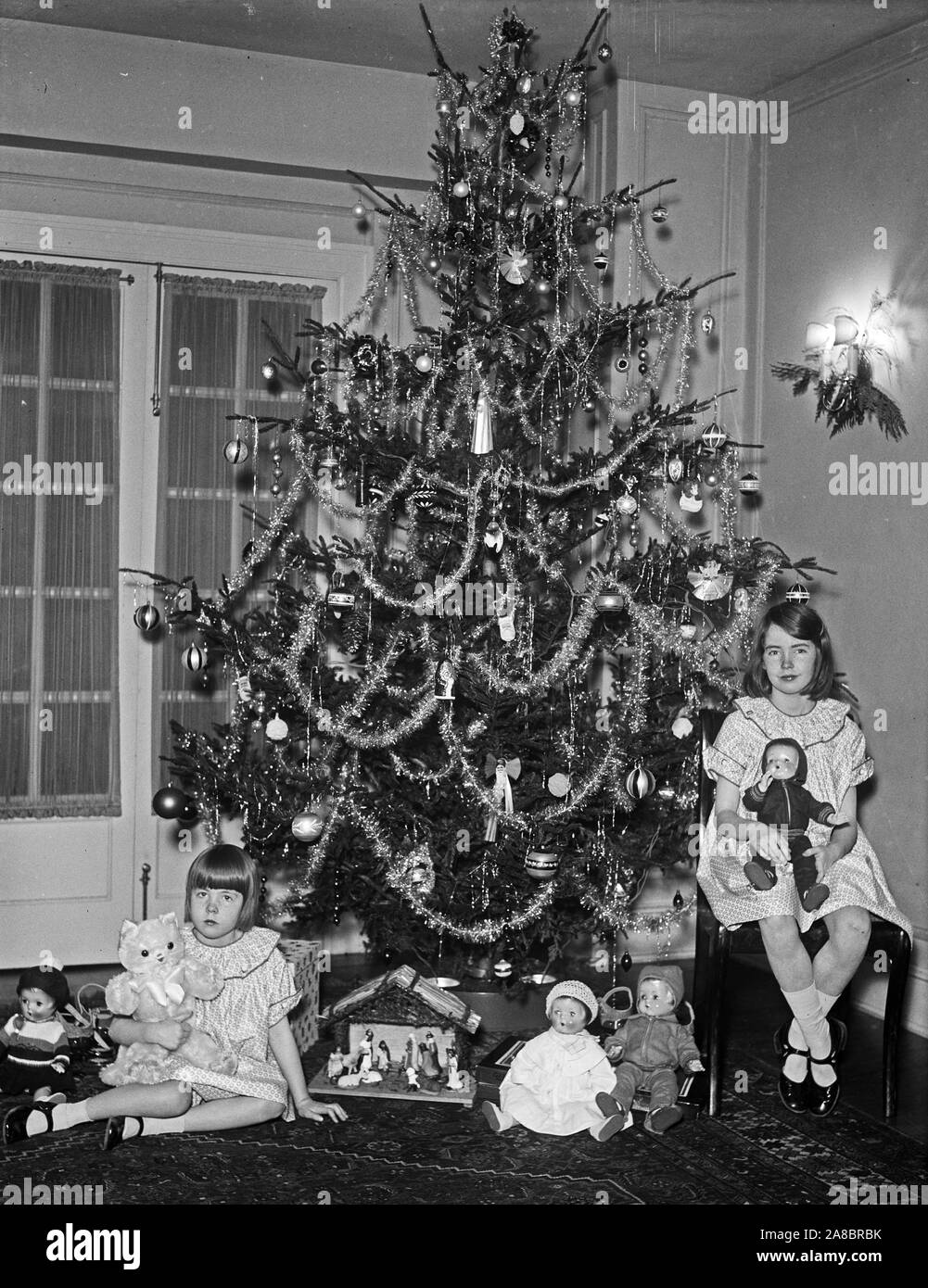 1930s christmas tree hi-res stock photography and images - Alamy