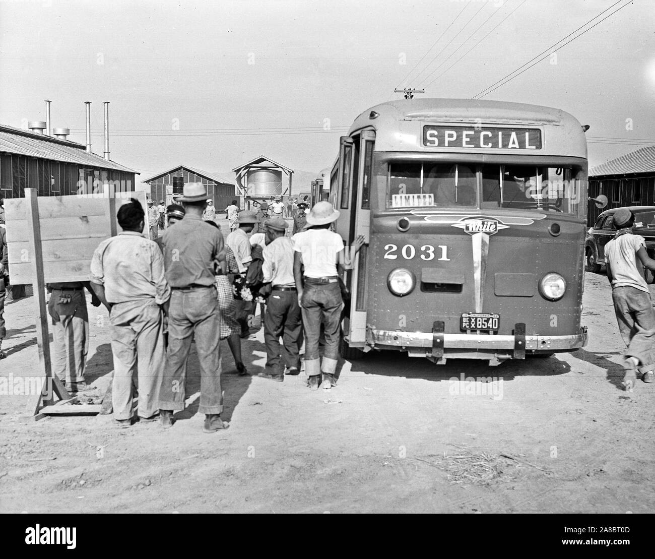 World war ii evacuees hi-res stock photography and images - Alamy