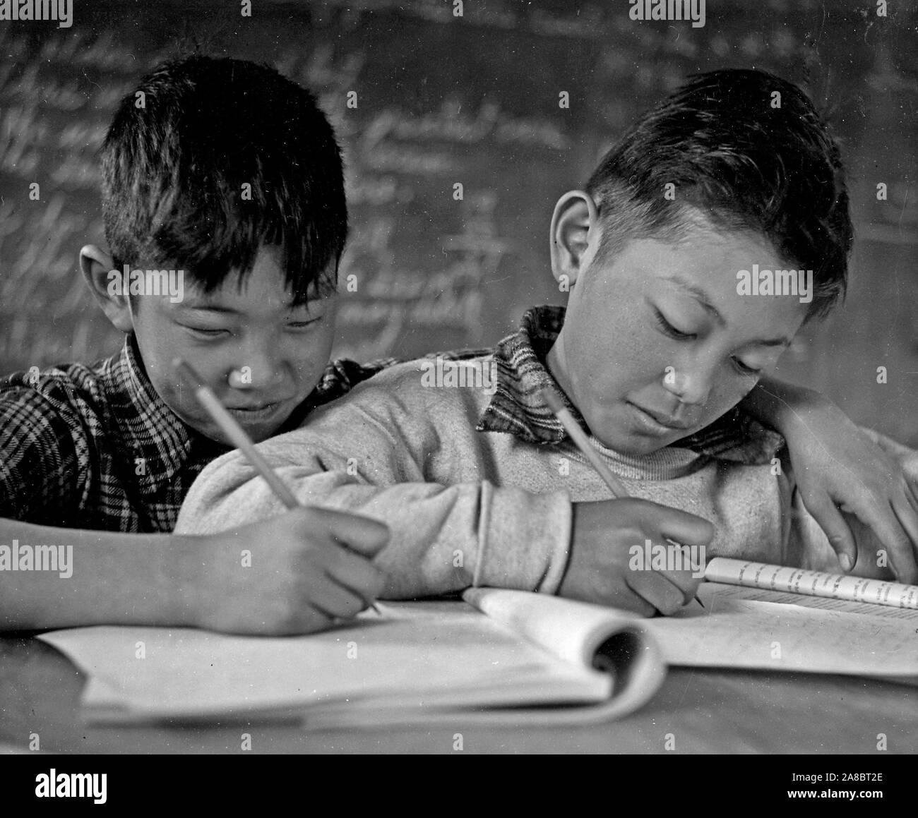 Tule Lake Relocation Center, Newell, California. Sixth grade pupils in ...