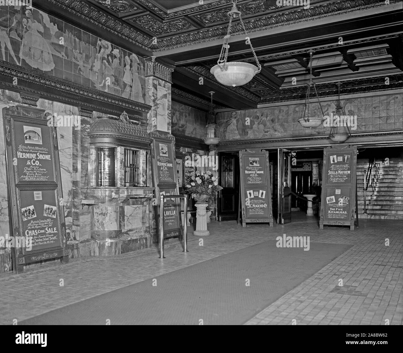 Theater lobby hi-res stock photography and images - Alamy