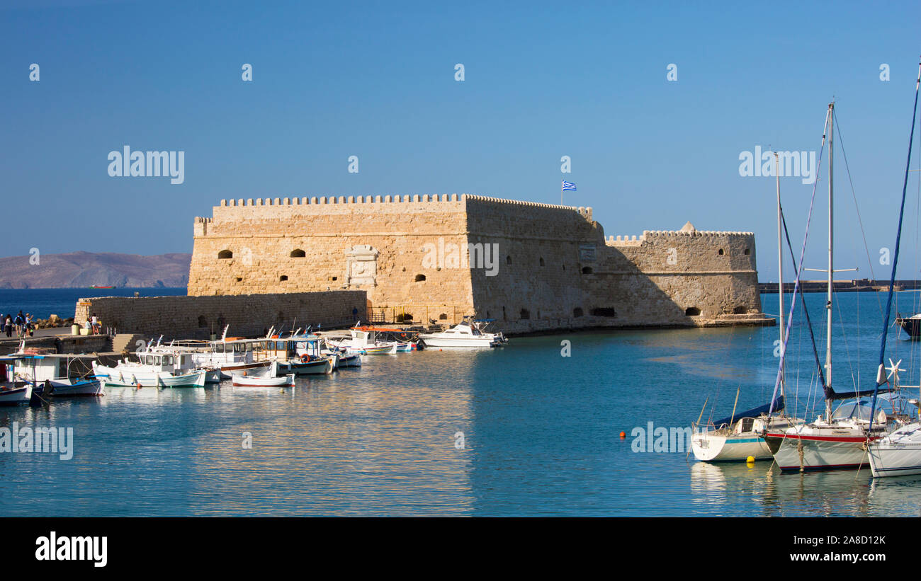 Heraklion, Crete, Greece. View across the Venetian Harbour to the Koules Fortress. Stock Photo