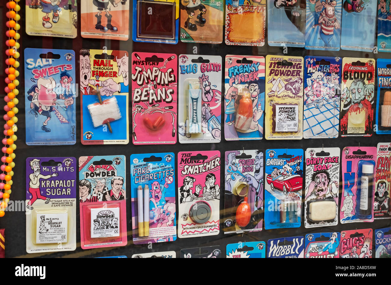 Store front entertain hires stock photography and images Alamy