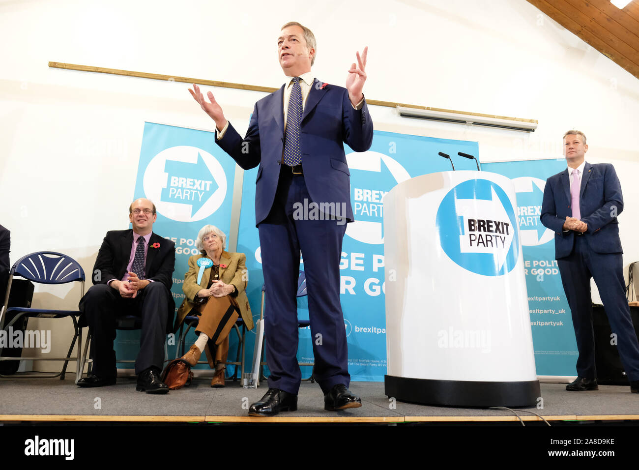 Little Mill, Pontypool, Monmouthshire, Wales - Friday 8th November 2019 - Brexit Party leader Nigel Farage addresses an audience in the south Wales town of Pontypool. Photo Steven May / Alamy Live News Stock Photo