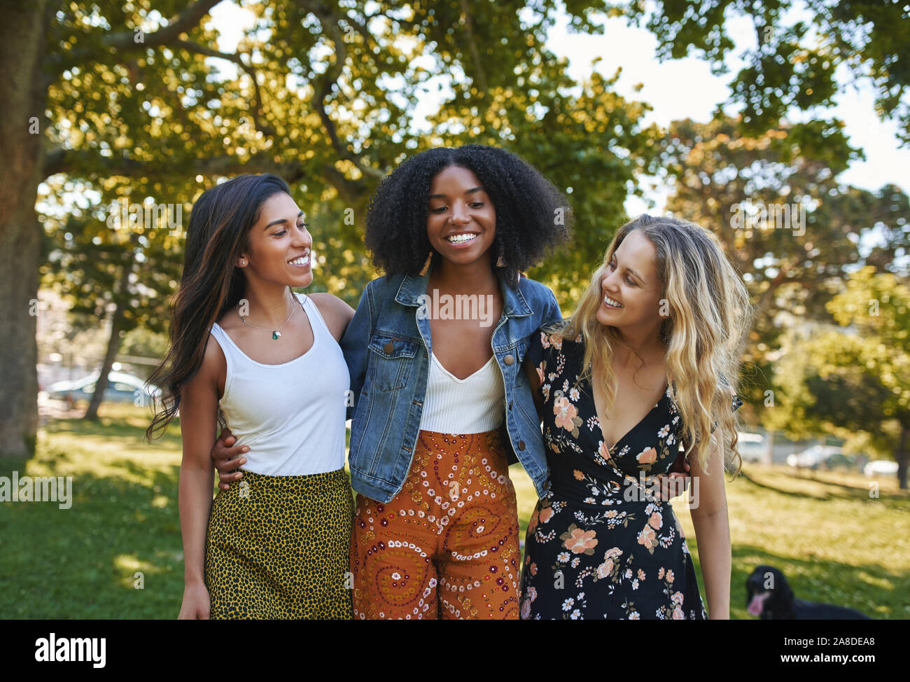Group of women hugging hi-res stock photography and images - Alamy