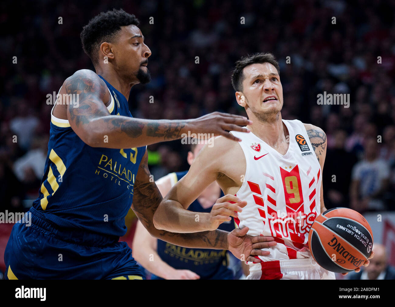 Belgrade, Serbia. 7th Nov, 2019. Nemanja Nenadic of Crvena Zvezda mts Belgrade competes against Jordan Mickey of Real Madrid. Credit: Nikola Krstic/Alamy Live News Stock Photo