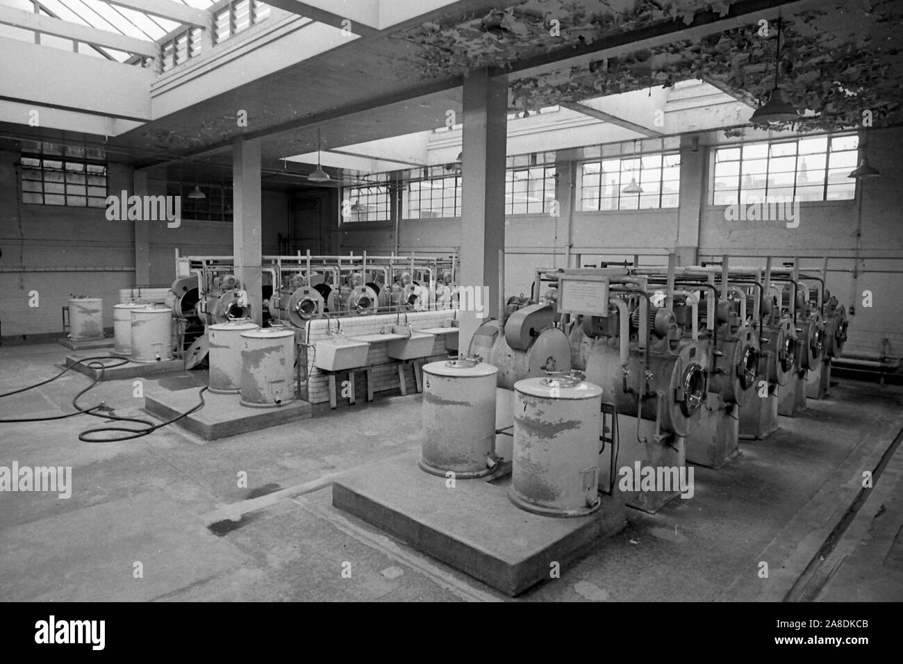 Quarry Hill Flats wash house 1968 Stock Photo Alamy