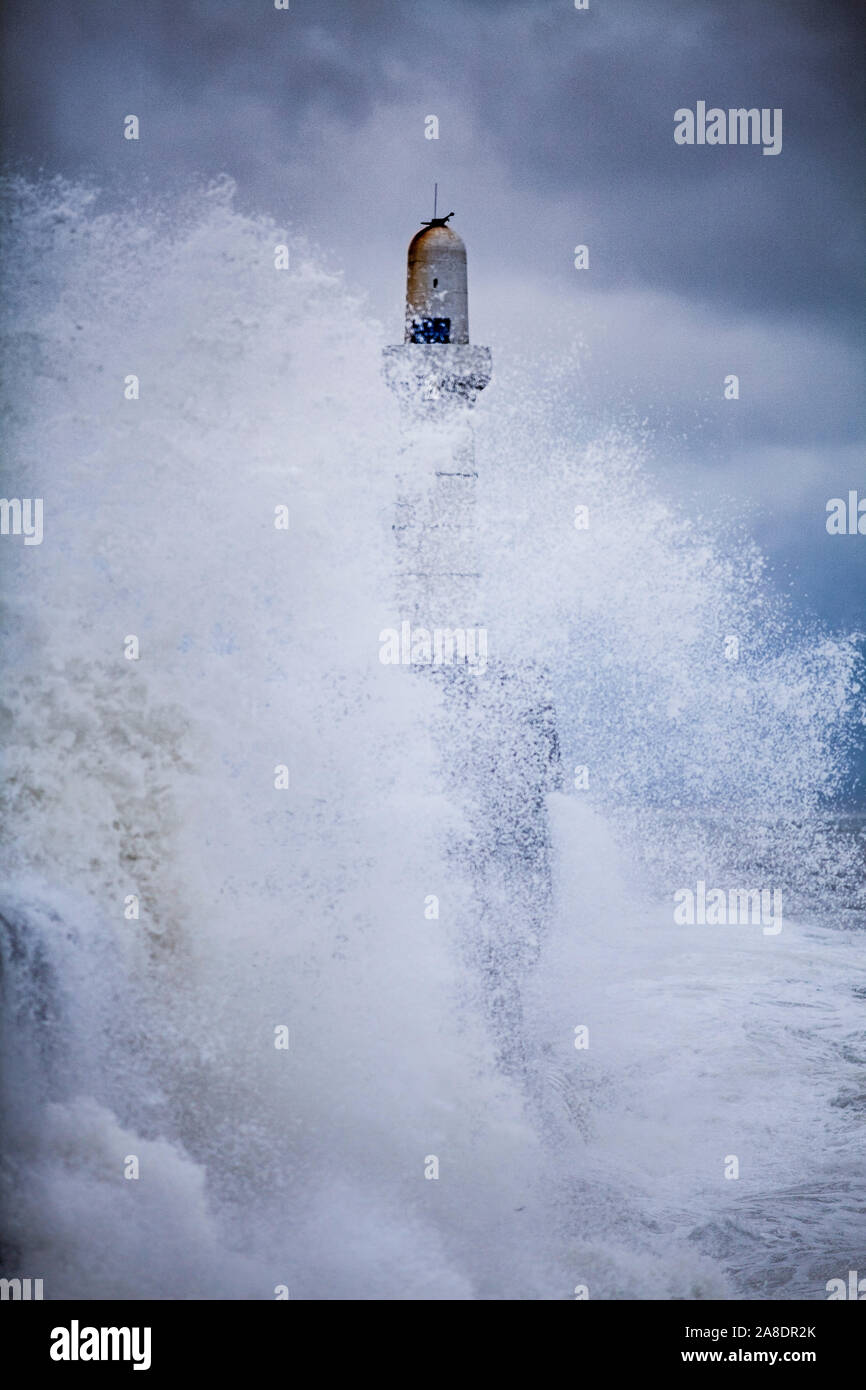 Winter storm, Aberdeen Lighthouse Stock Photo Alamy
