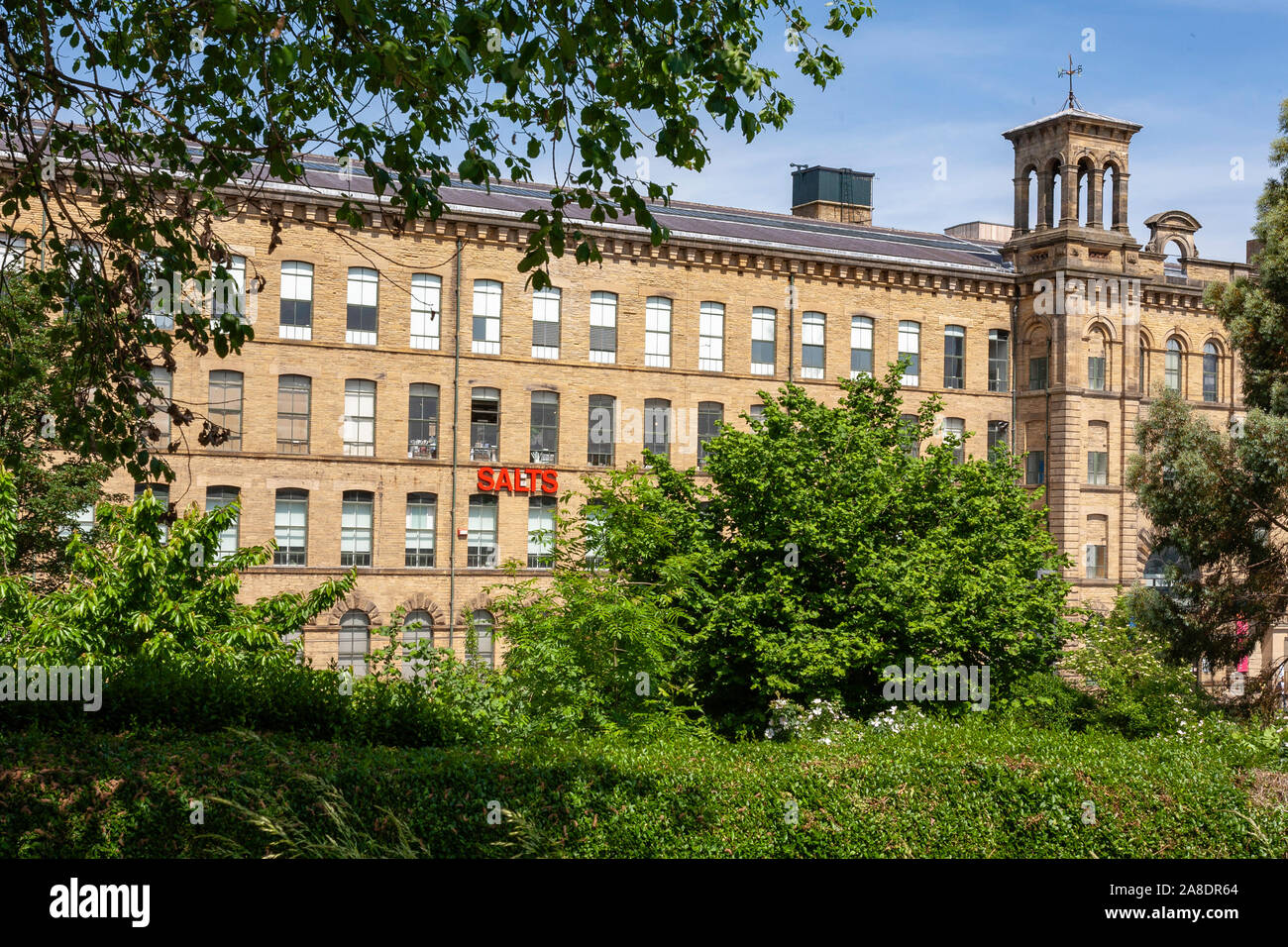Salts Mill in Saltaire Stock Photo Alamy