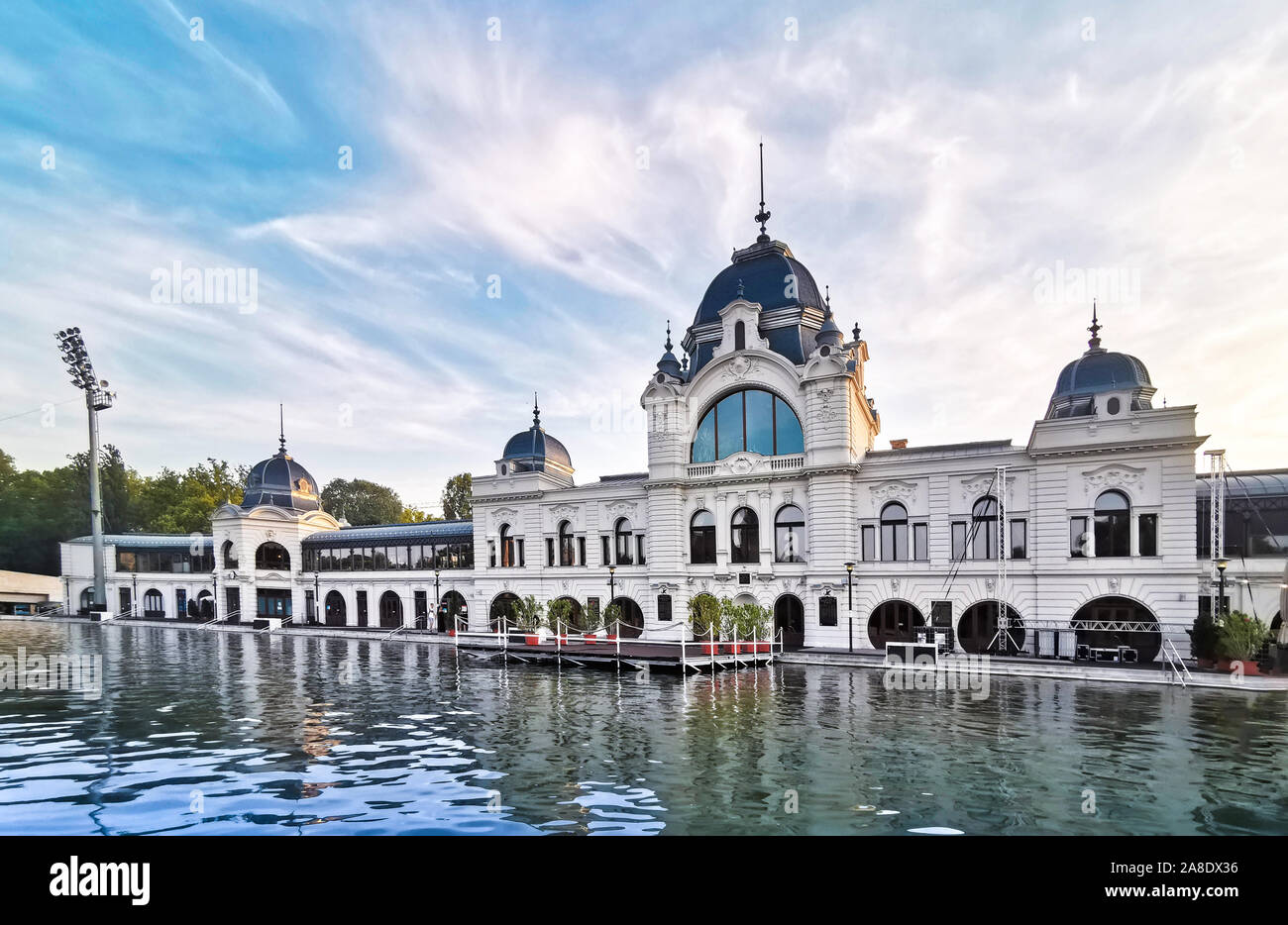 Budapest city park lake hi-res stock photography and images - Alamy