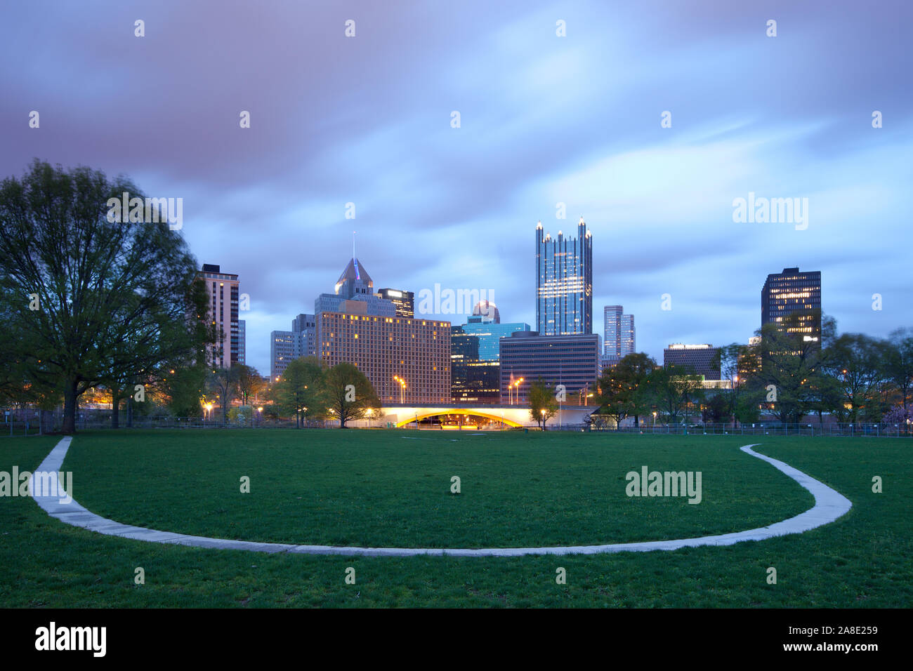 Point State Park and city skyline of Pittsburgh at dawn, Pennsylvania, USA Stock Photo