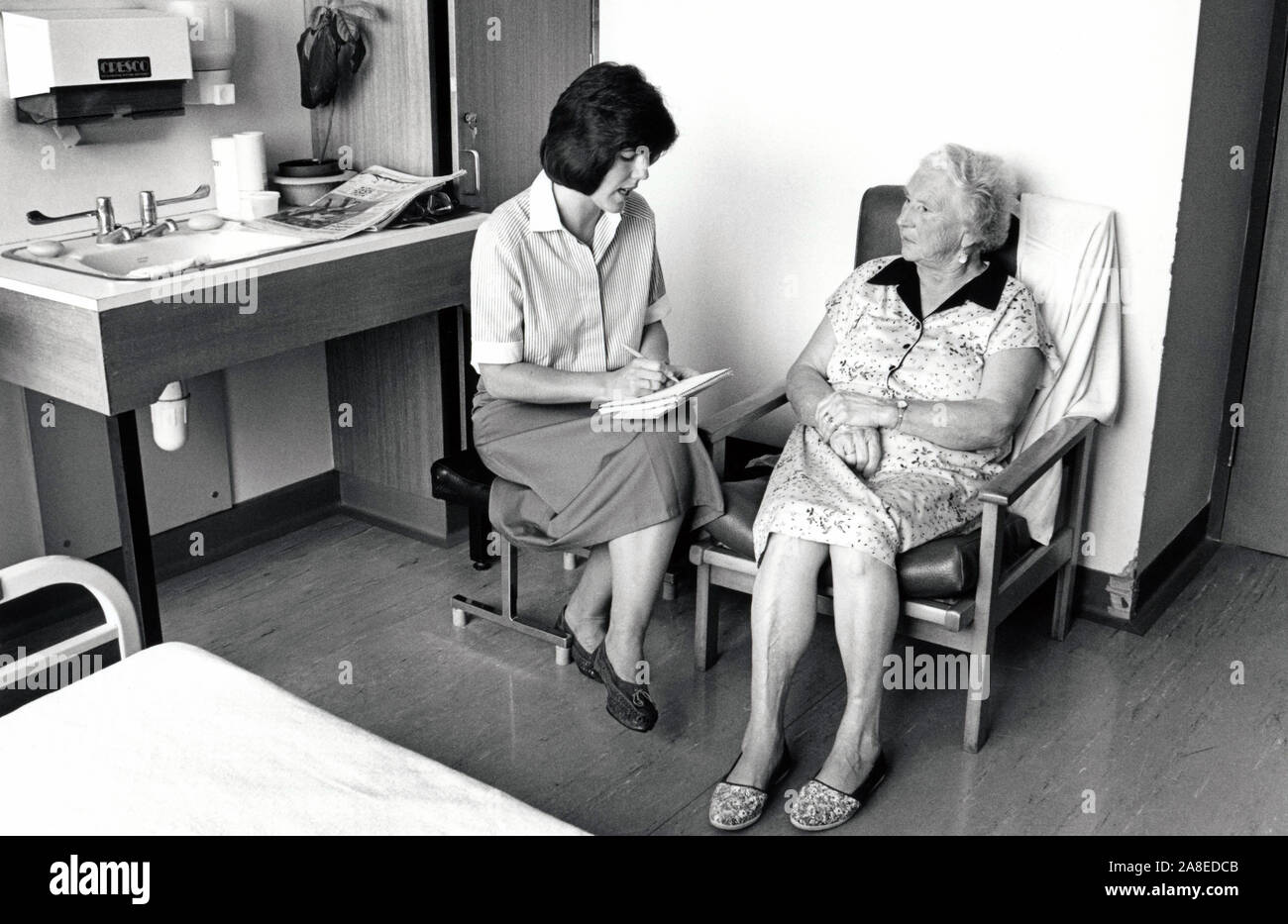 Doctor Queen's Medical Centre, Nottingham, UK 1990 Stock Photo