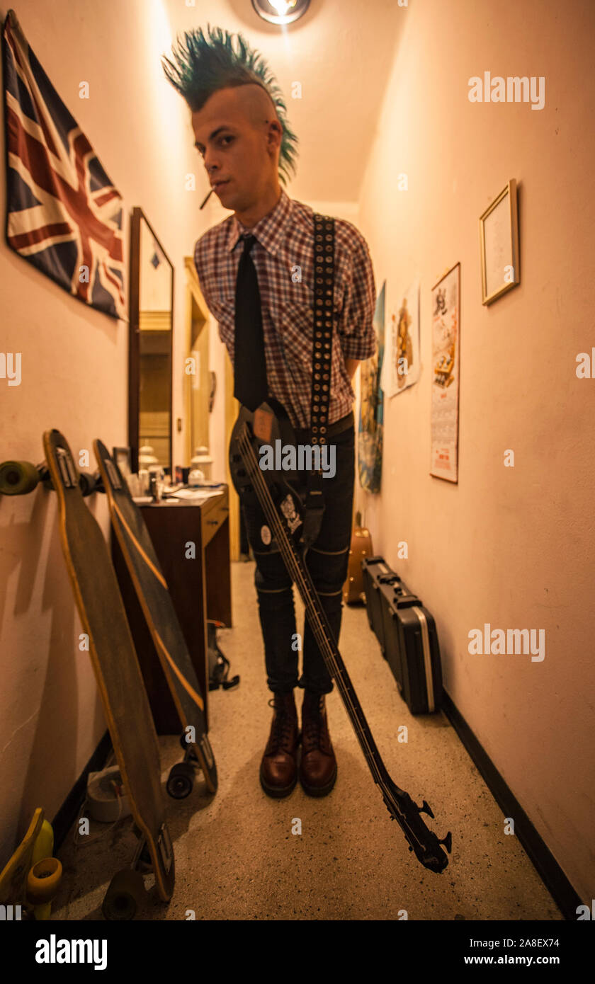 Noise punk hi-res stock photography and images - Alamy