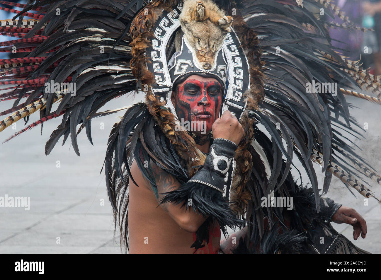 Ritual dances in mexico hi-res stock photography and images - Alamy